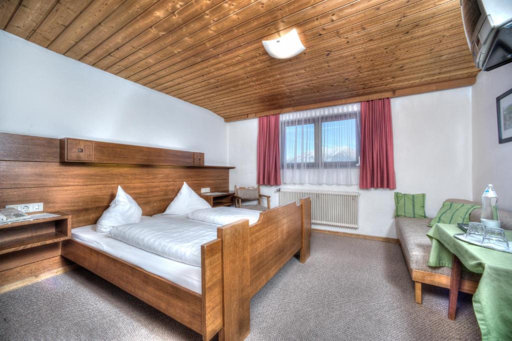 Barenwirth Hotel Innsbruck Room photo
